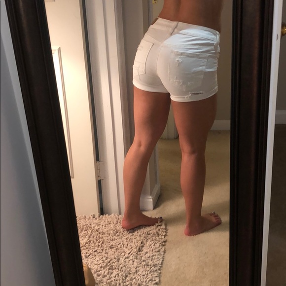 American Eagle White Distressed Denim Midi Shorts - Picture 3 of 6